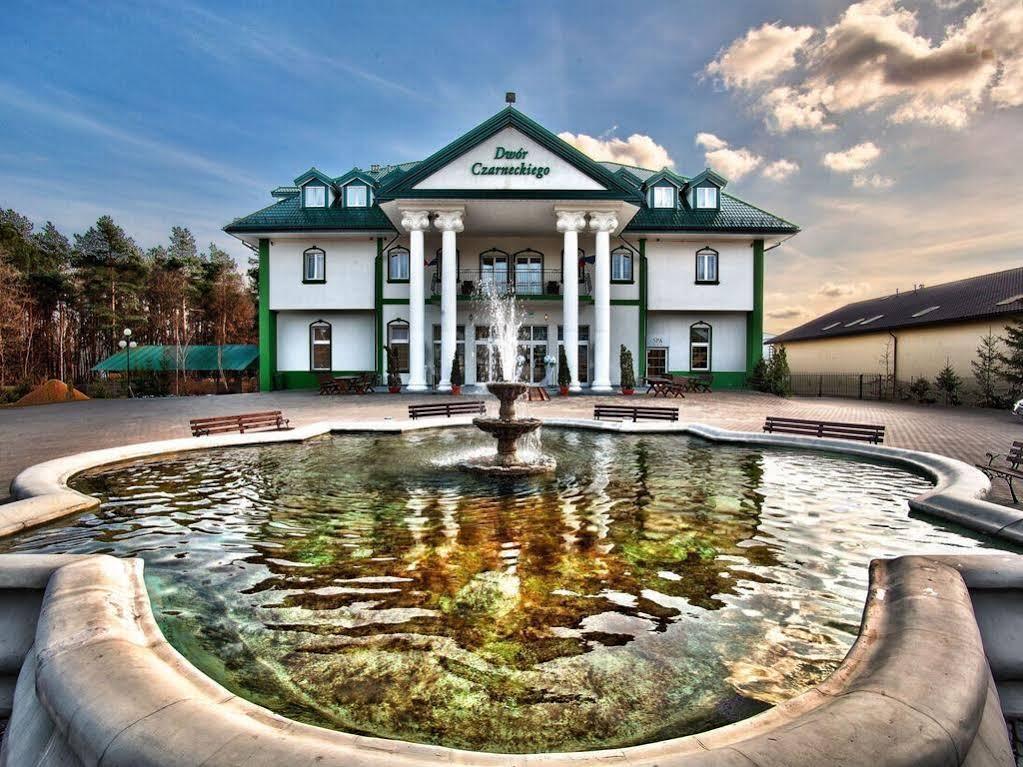 Hotel Dwor Czarneckiego Porosły Exterior foto